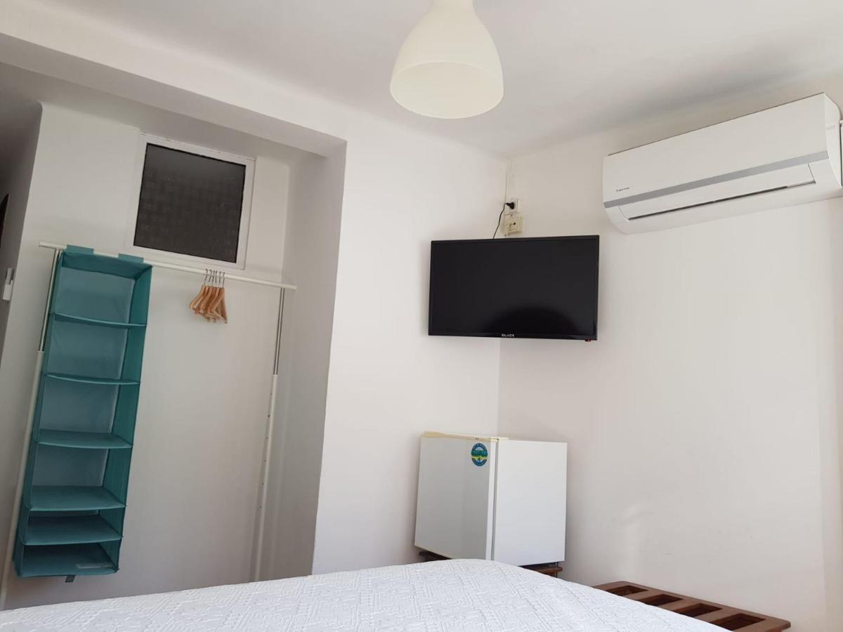 Guest house Pensao David, 3*